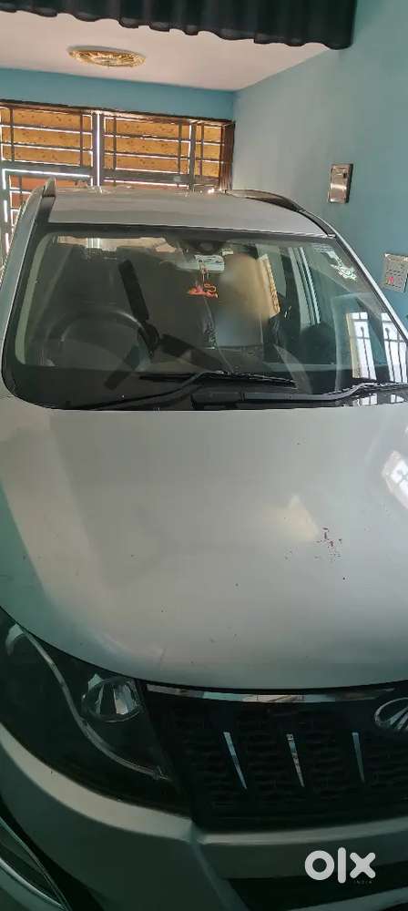 Mahindra Xuv500 2016 Diesel 900000 Km Driven