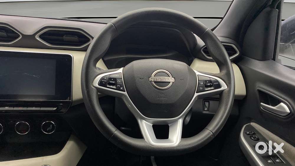 Nissan Magnite 1.0 Xv Turbo Cvt, 2022, Petrol
