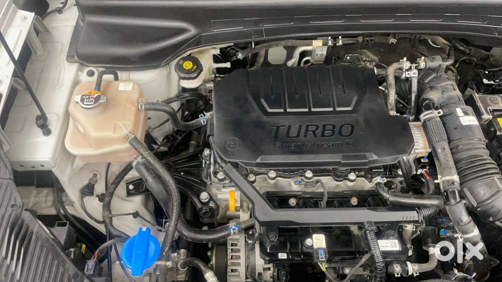 Hyundai Alcazar 1.5 Tdct Signature (o) 7s Petrol, 2023, Petrol
