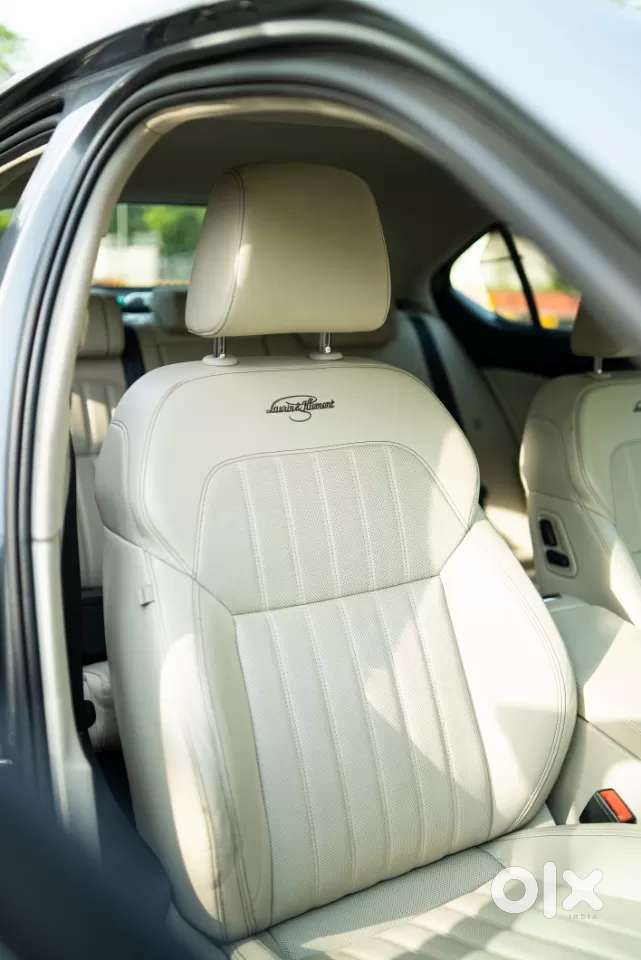 Skoda Superb 2.0 L&k Tsi At, 2023, Petrol