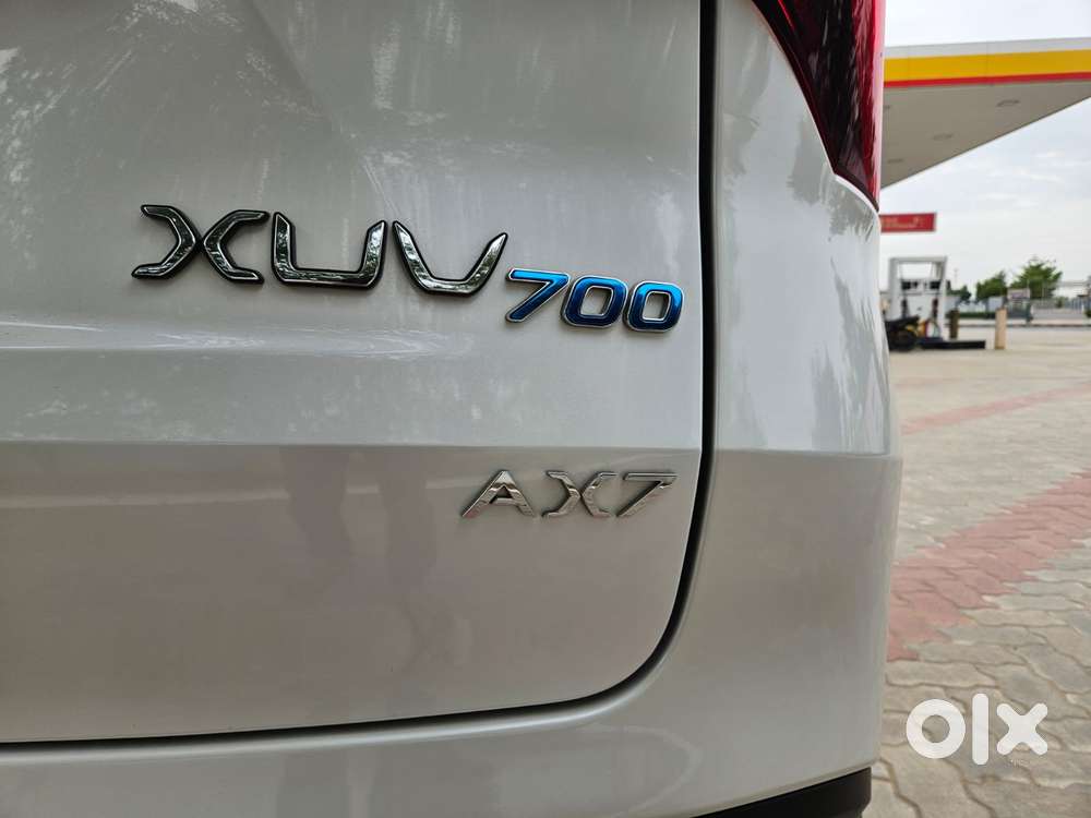 Mahindra Xuv700 2.2 Ax 7 Diesel Mt Luxury Pack Str, 2025, Diesel