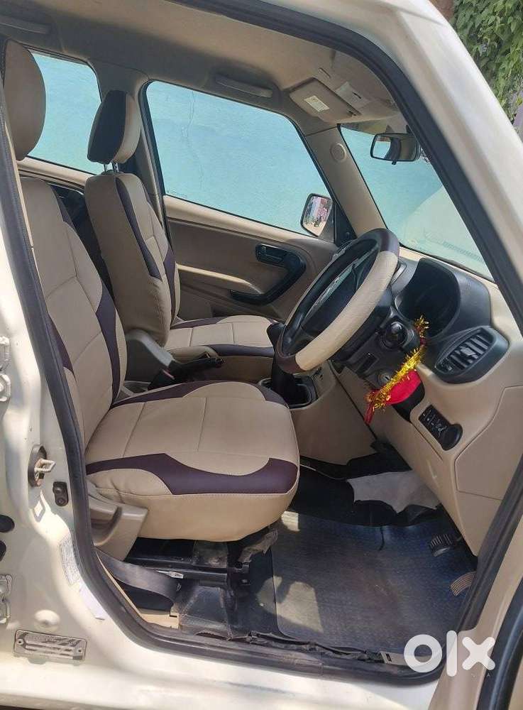 Mahindra Tuv 300 T6 Plus, 2019, Diesel