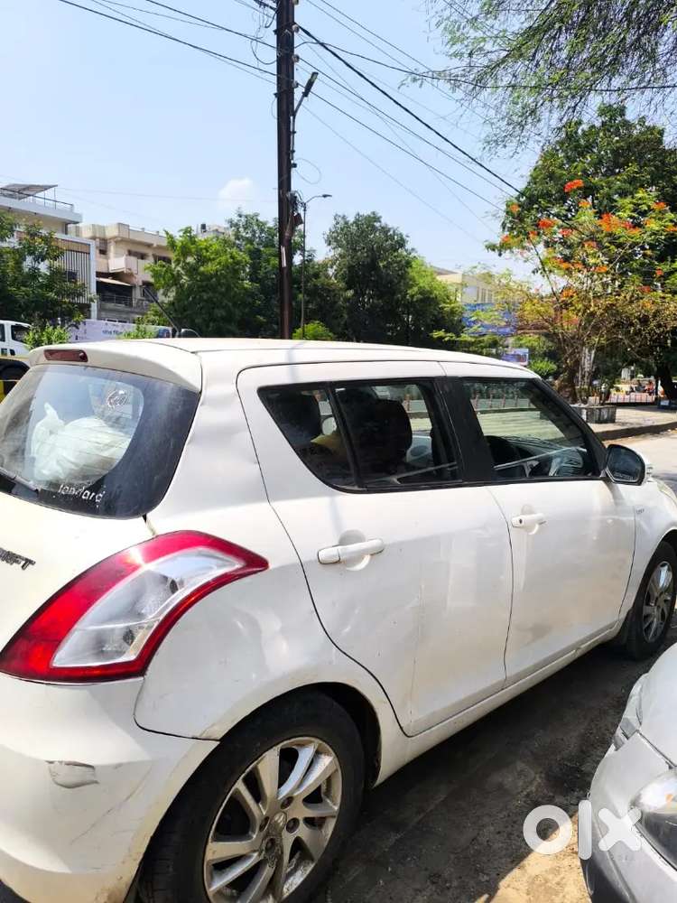 Maruti Suzuki Swift Zdi 2012