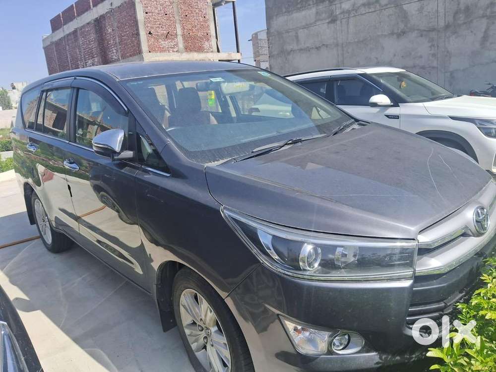 Toyota Innova Crysta 2019 Diesel 100000 Km Driven