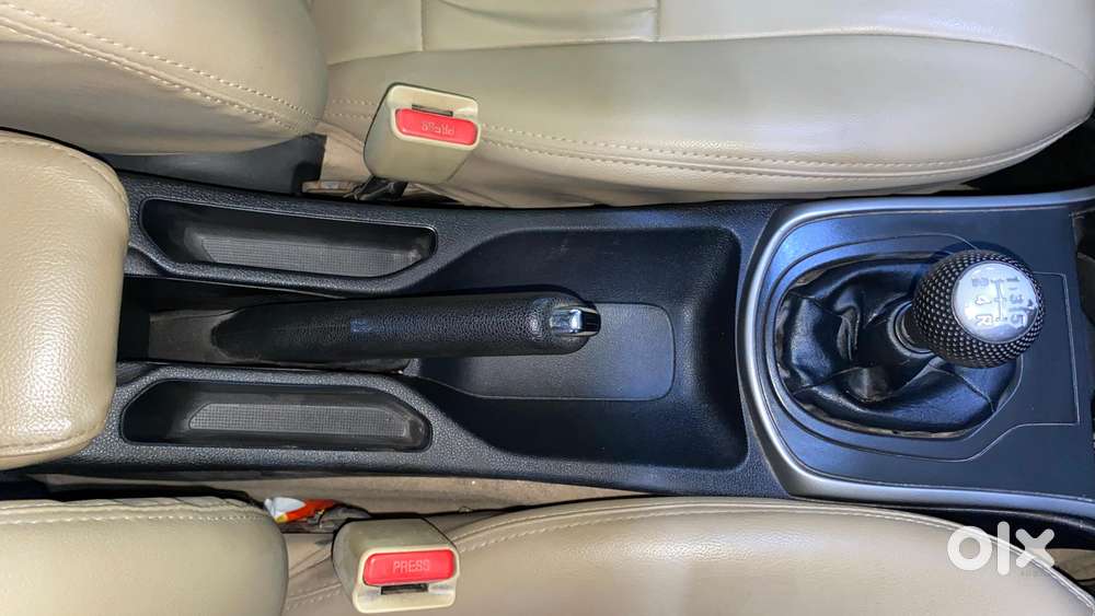 Honda City 1.5 V 4th Gen I-vtec Mt, 2022, Petrol