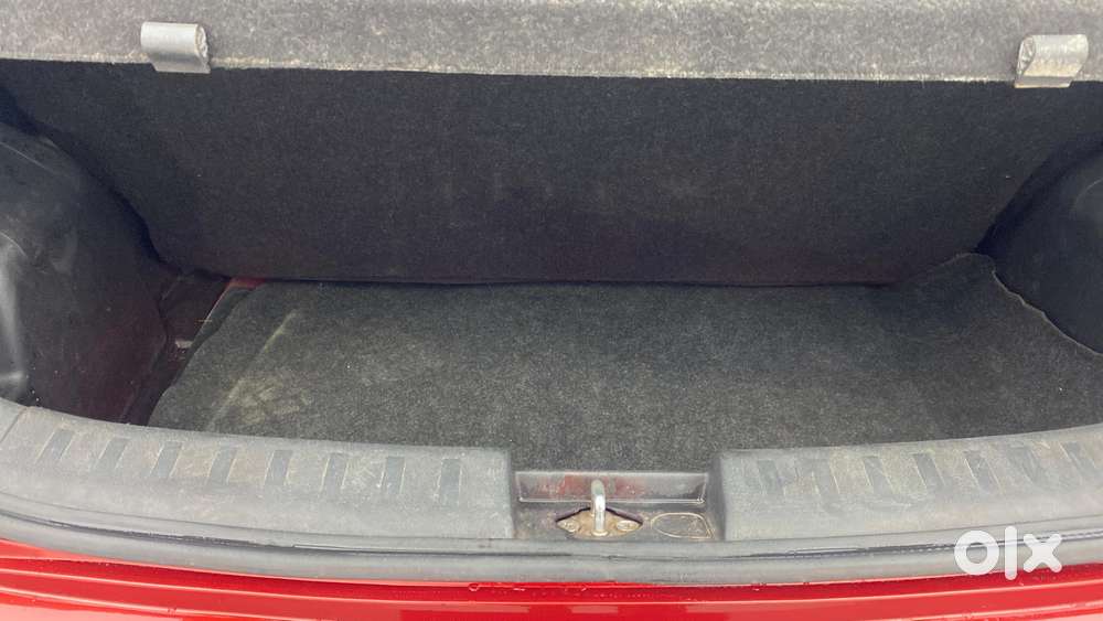 Maruti Suzuki Swift Zxi, 2014, Petrol