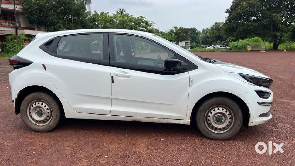 Tata Altroz Xe Petrol, 2021, Petrol