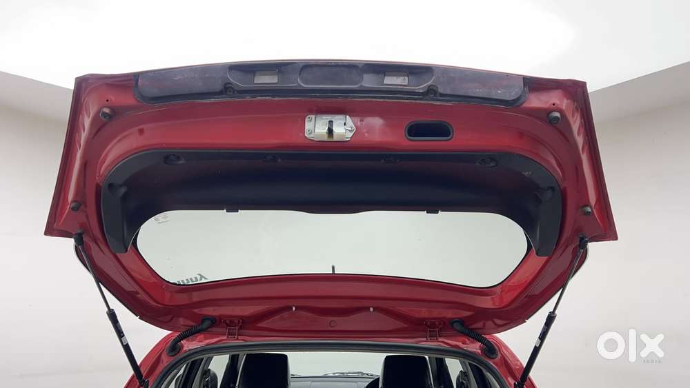 Maruti Suzuki Swift 1.2 Lxi (o), 2016, Petrol