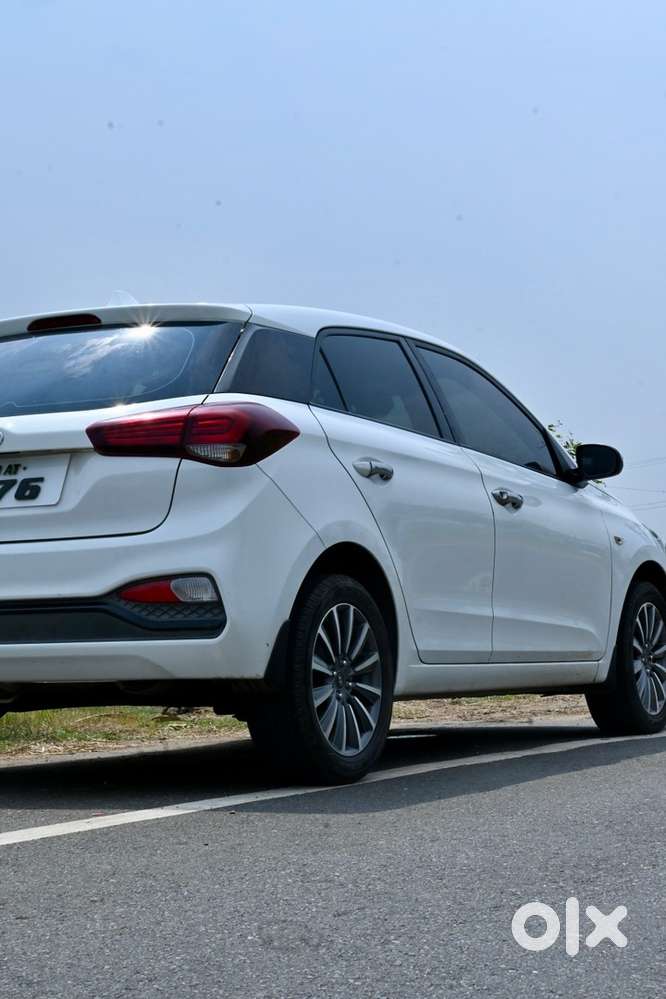 Hyundai I20 2018 Petrol 67000 Km Driven