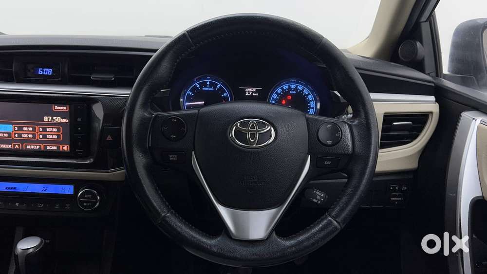 Toyota Corolla Altis 2013-2017 Vl At, 2014, Petrol