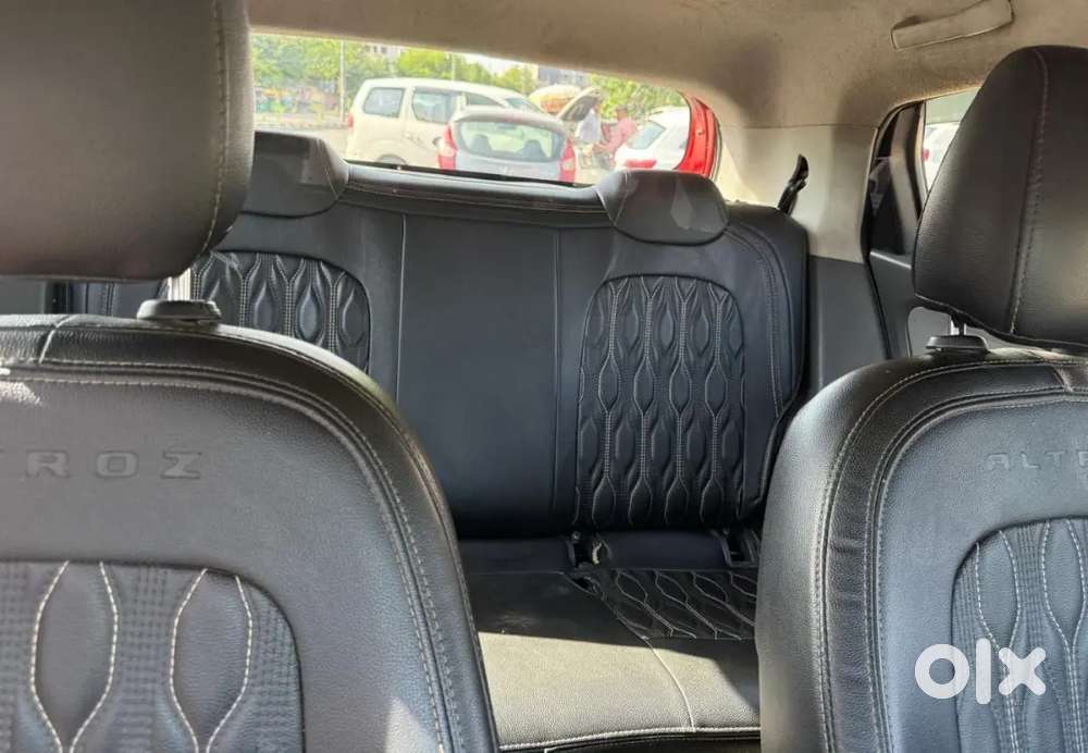 Tata Altroz 1.2 Petrol 2021