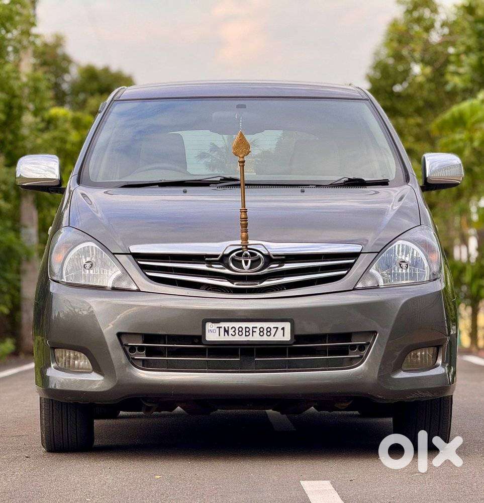 Toyota Innova 2.5 Ev Ps 7 Str Bs-iii, 2011, Diesel