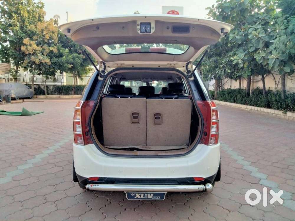 Mahindra Xuv500 W8, 2013