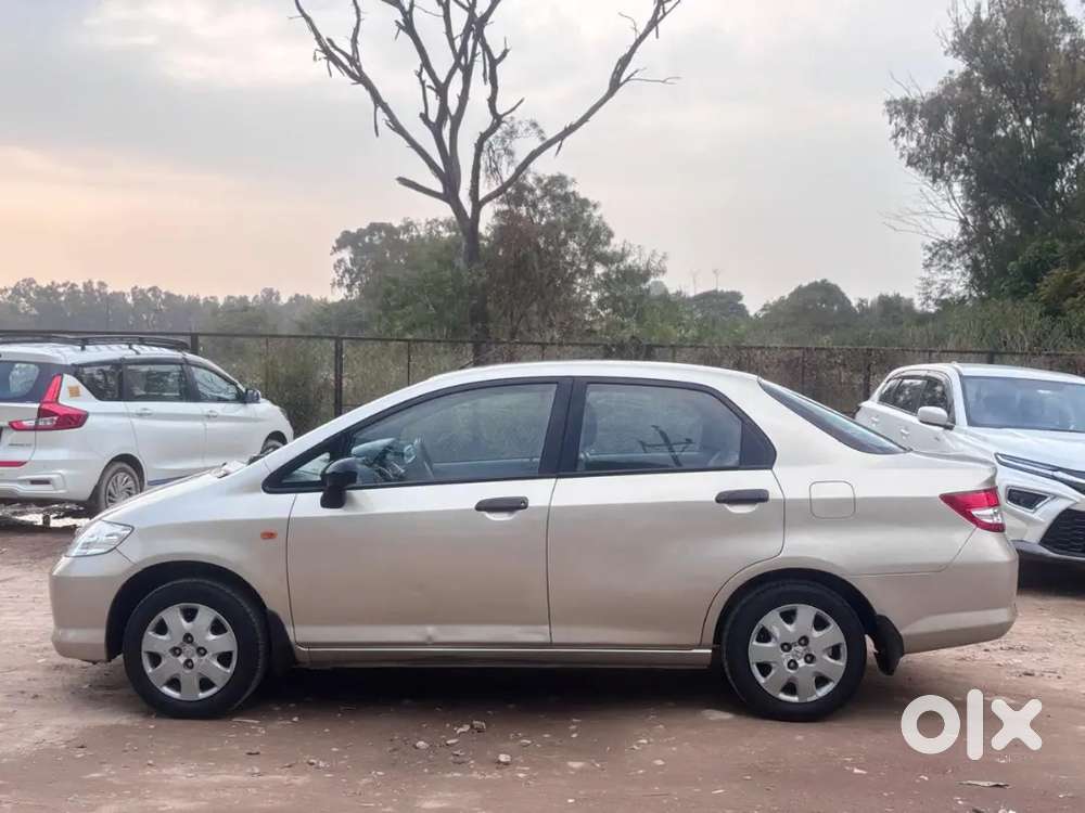 Honda City 2005 Petrol Well Maintained