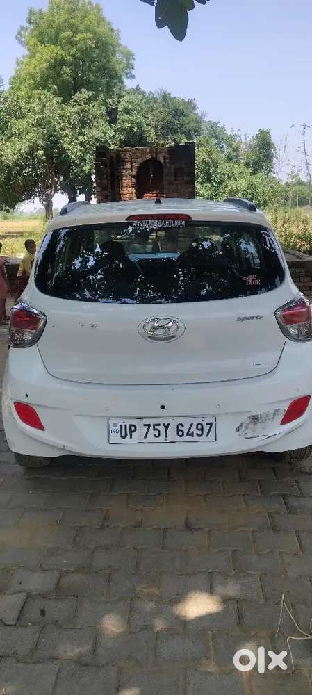 Hyundai Grand I10 2016 Petrol 74600 Km Driven