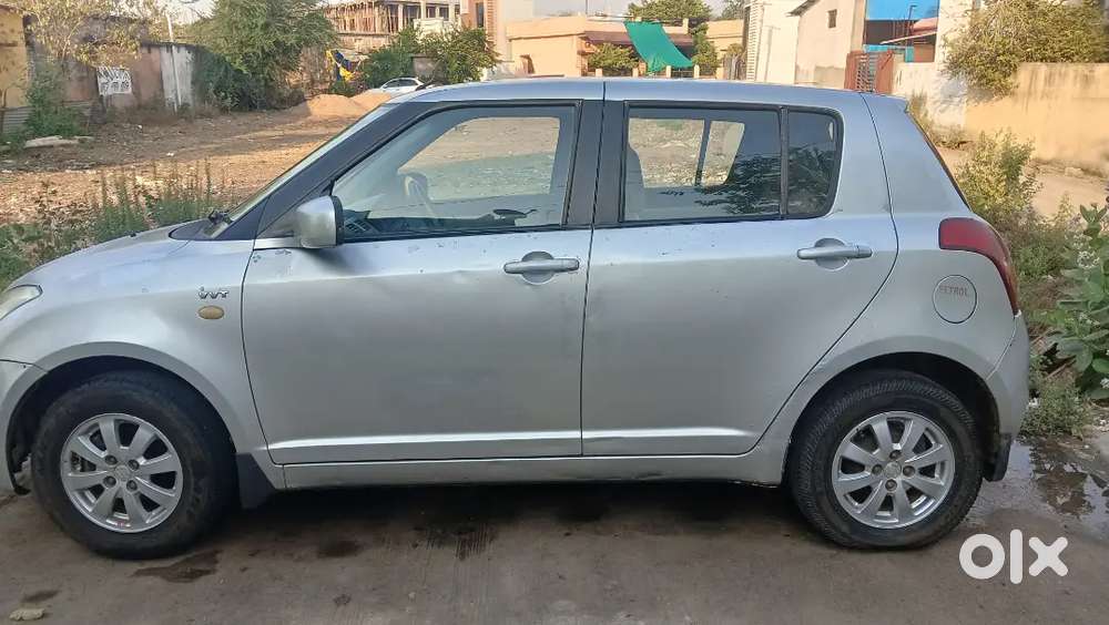Maruti Suzuki Swift 2010 Petrol 119000 Km Driven