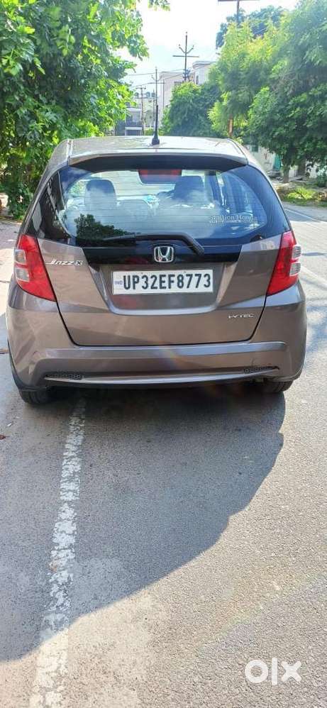 Honda Jazz 2012 Petrol Well Maintained With Clean Interior