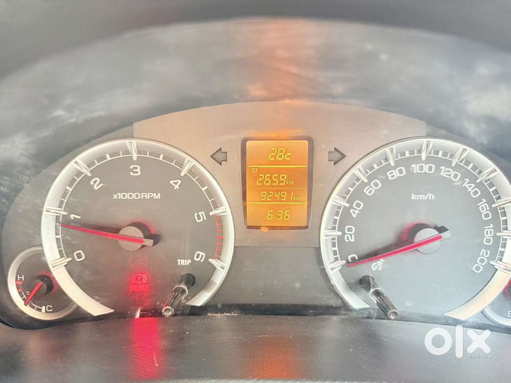 Maruti Suzuki Swift Zdi Plus, 2015, Diesel