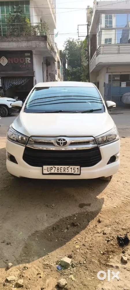 Innova Crysta 2017 Model