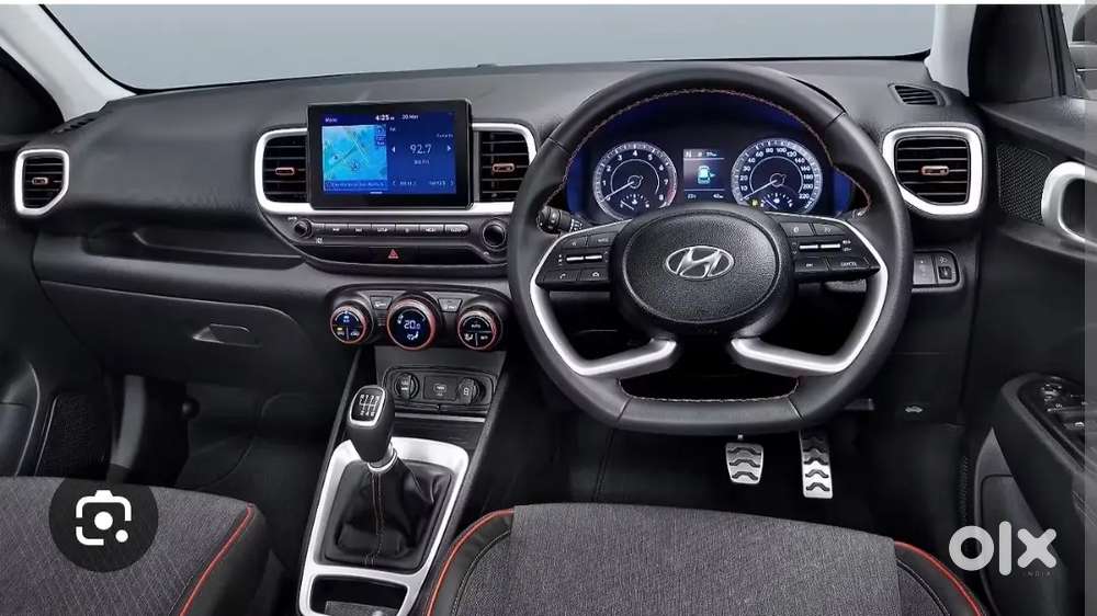 Hyundai Venue 2022 Diesel Well Maintained
