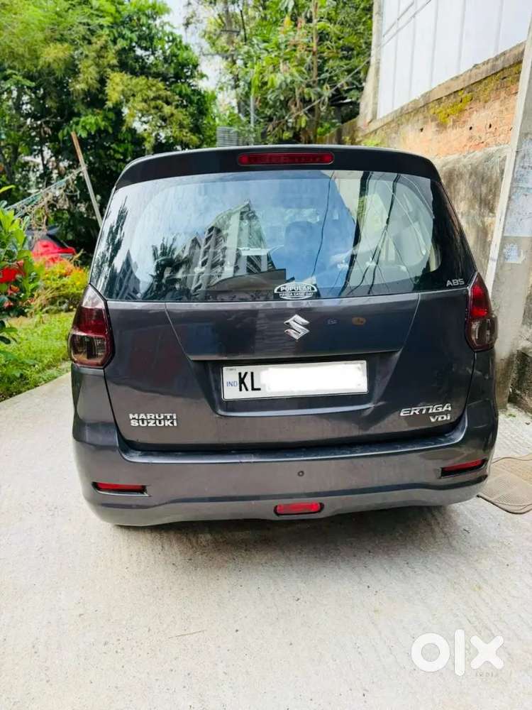 Maruti Suzuki Ertiga Vdi 2013