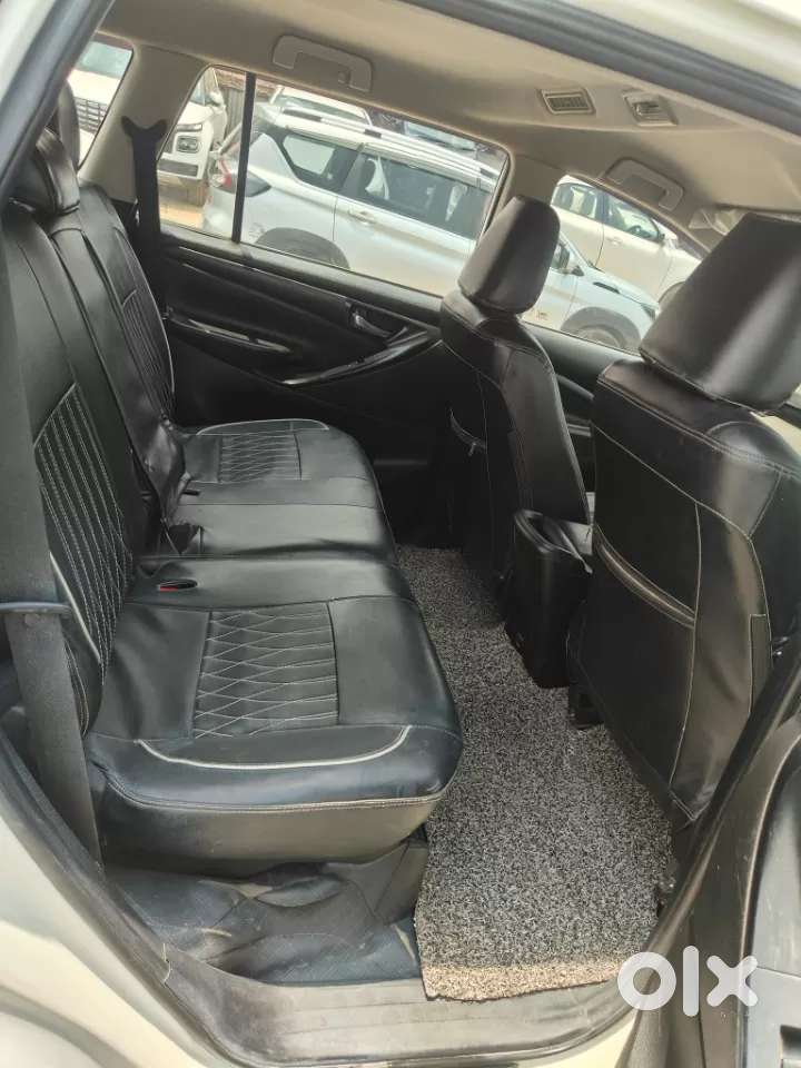 Toyota Innova Crysta 2.4 G Mt 7 Str, 2019, Diesel