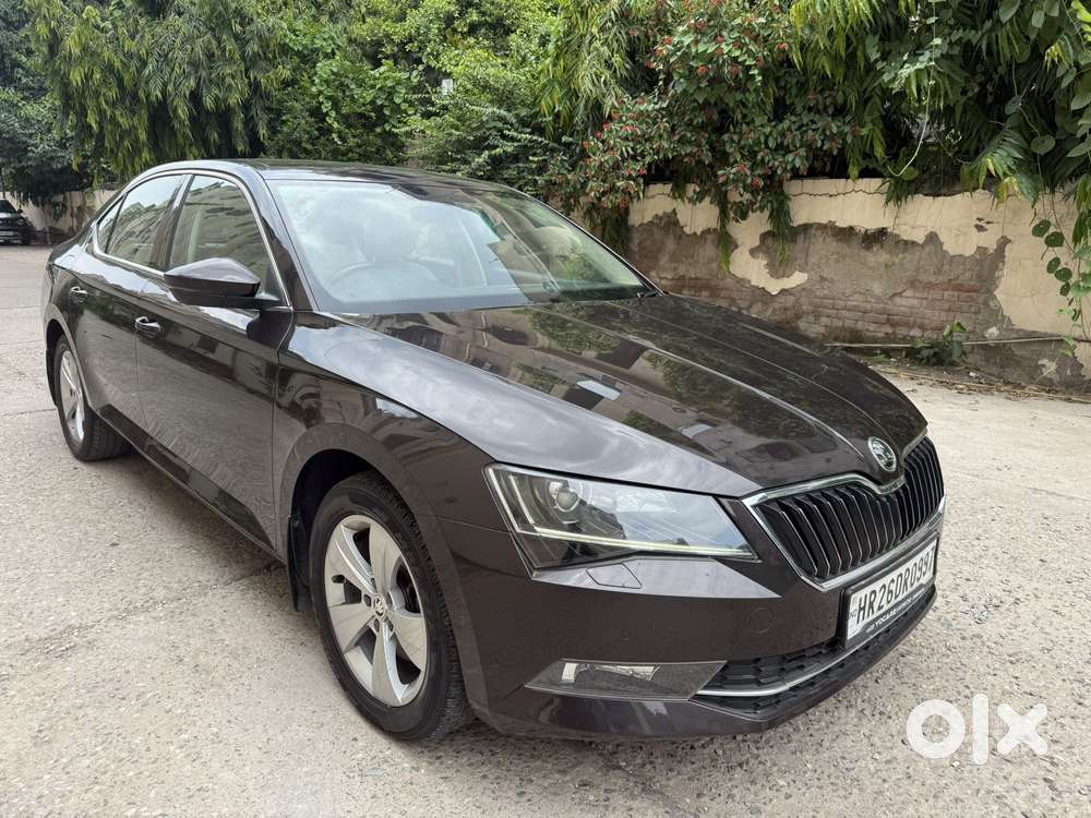 Skoda Superb [ ] 1.8 Style Tsi At, 2018, Petrol