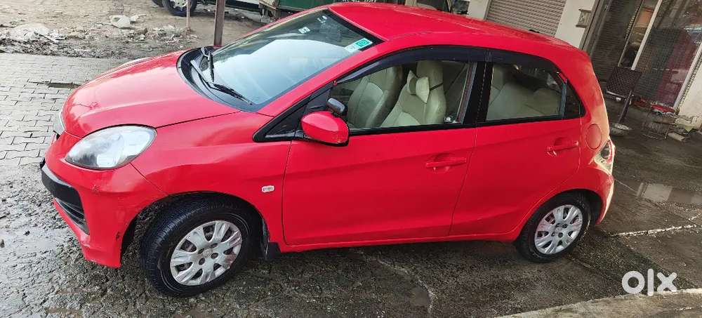 Honda Brio 2013 Petrol Well Maintained