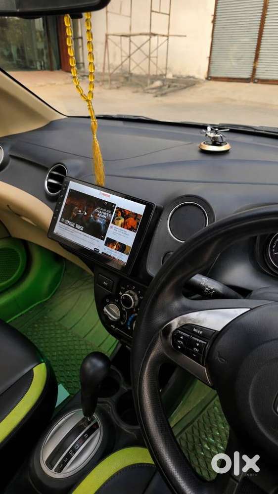 Honda Brio V Automatic, 2014, Petrol