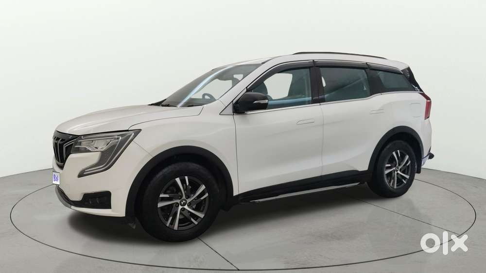 Mahindra Xuv700 2.2 Ax 5 Diesel At 7 Str, 2022, Diesel