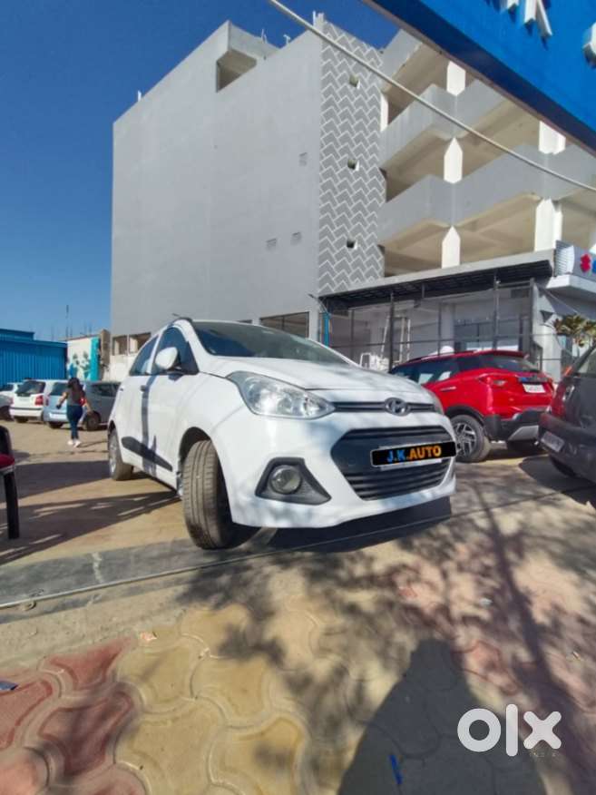 Hyundai Grand I10 Sportz(o) 1.2 Mt, 2017, Petrol
