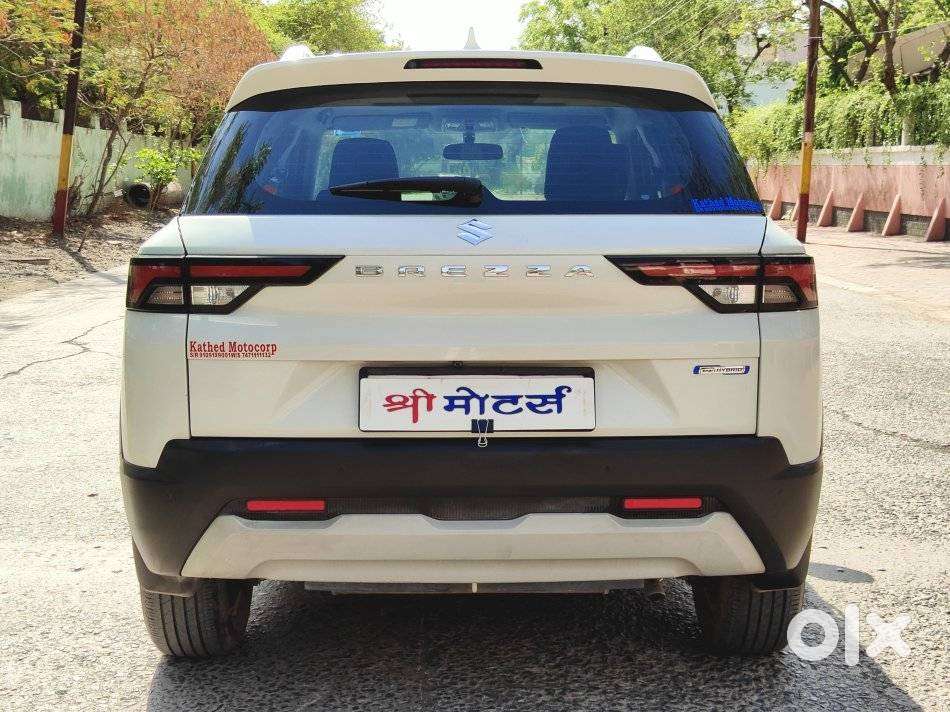 Maruti Suzuki Brezza 1.5 Zxi Smart Hybrid Dual Tone, 2023, Petrol