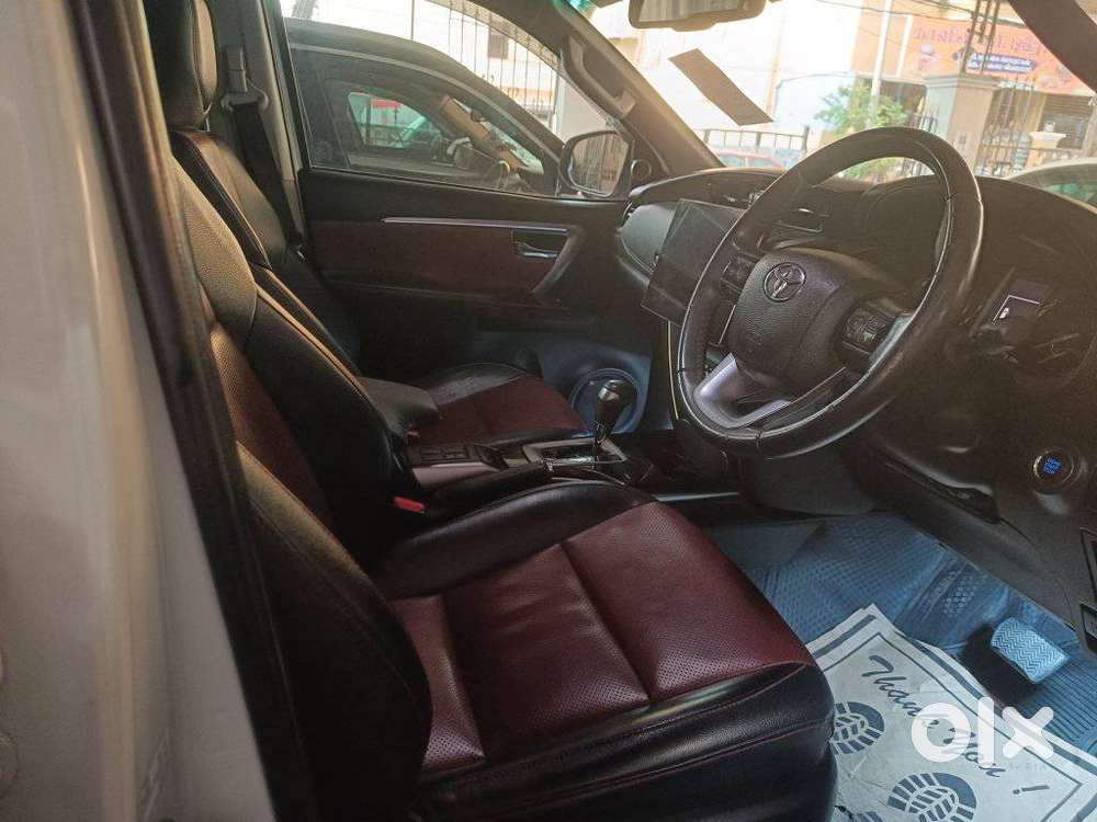 Toyota Fortuner Legender 4x4 At 2.8, 2023, Diesel