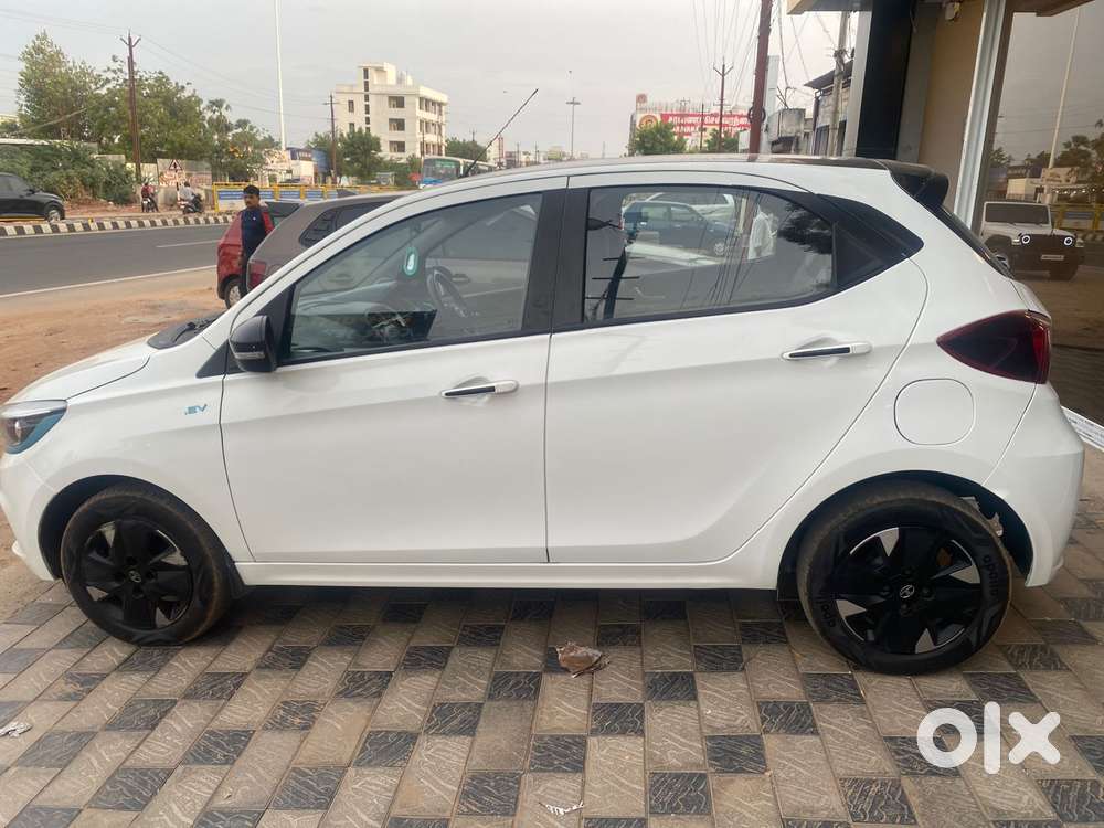 Tata Tiago Ev Xz Plus Tech Lux Long Range Fast Charger, 2023, Electr..