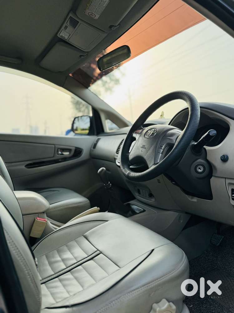 Toyota Innova 2.5 Vx 8 Str, 2013, Diesel
