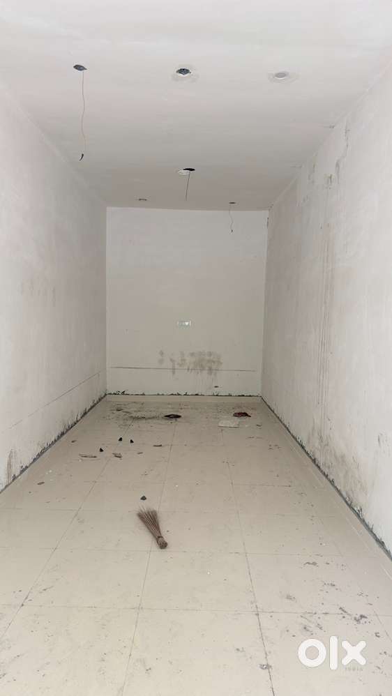 Ready to move in shop on Meerut Road nearby New Court