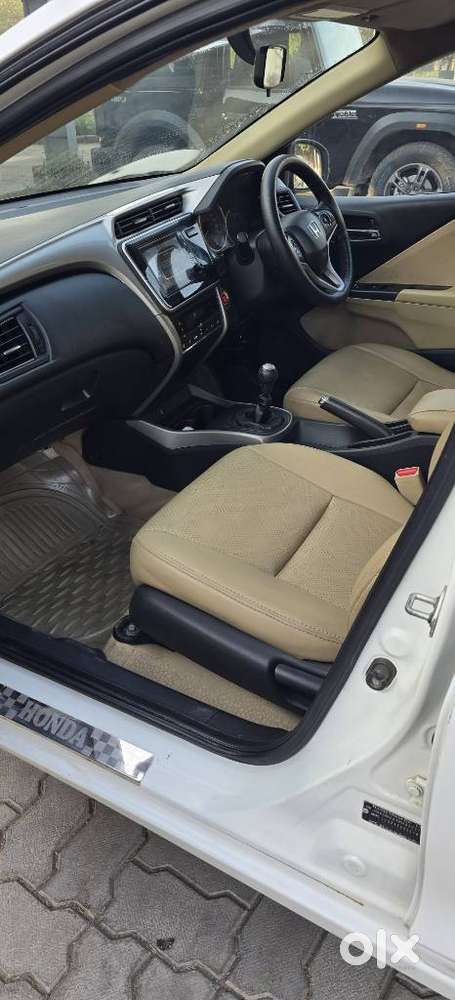Honda City 1.5 V Mt, 2017, Petrol