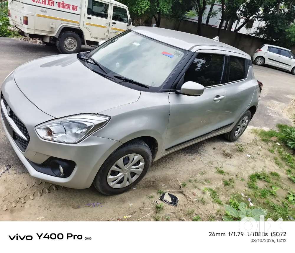 Maruti Suzuki Swift 2022 Lxi 25km कार