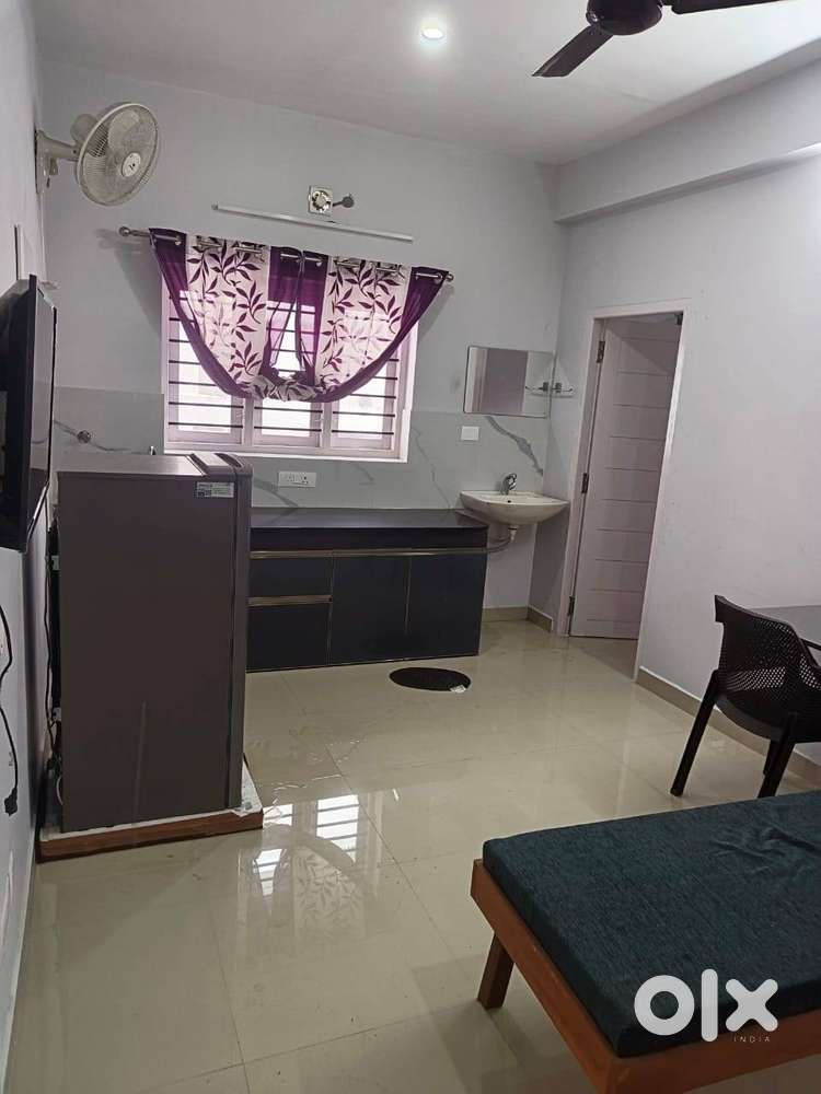 1BHK in MG Road
