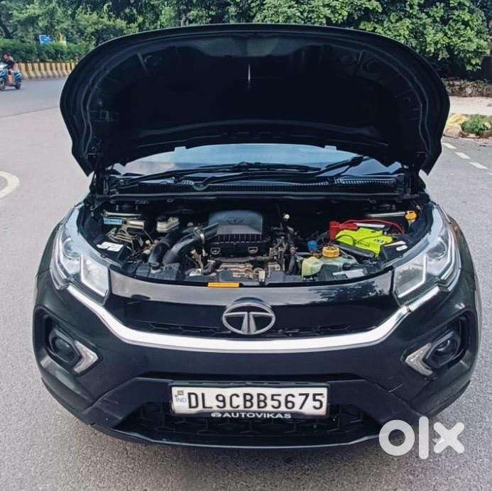 Tata Nexon 1.2 Revotron Xm (s), 2023, Cng & Hybrids