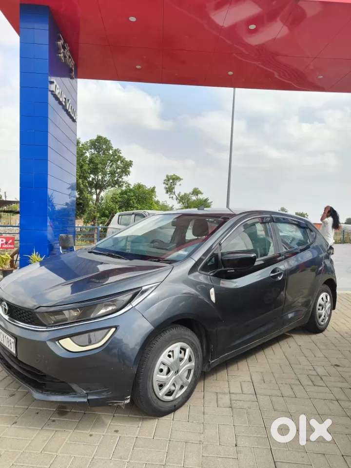Tata Tiago 1.2 Revotron Xm Cng, 2023, Cng & Hybrids