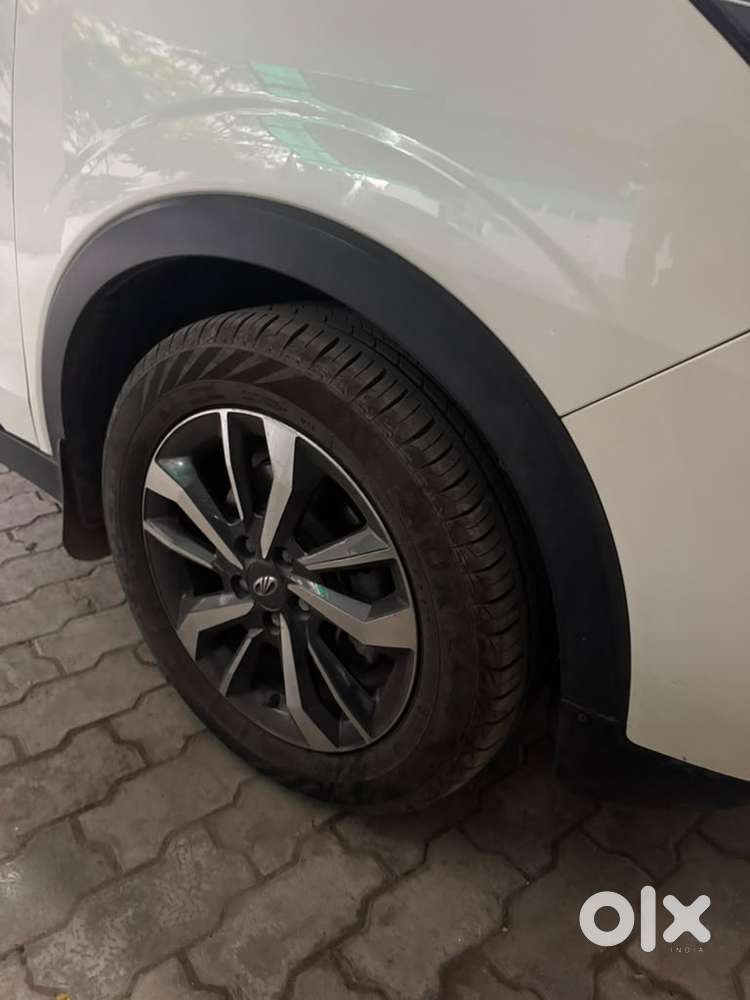 Mahindra Xuv300 Petrol Manual 2021