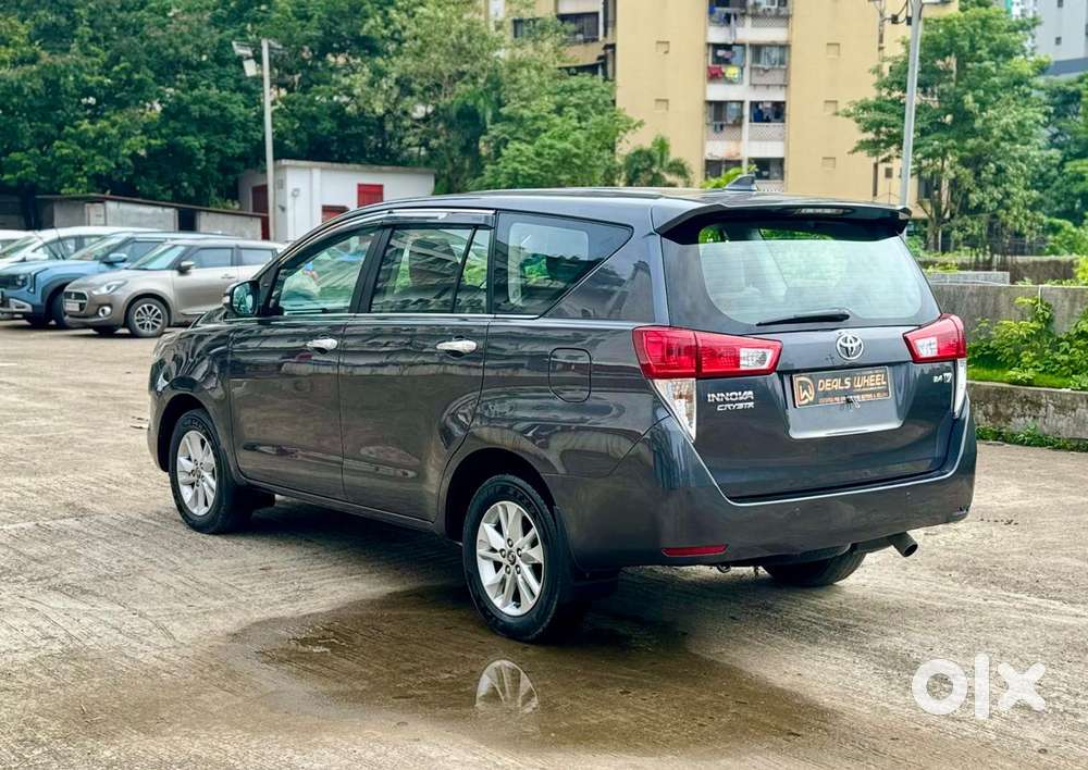 Toyota Innova Crysta 2.4 V 7 Str, 2017, Diesel