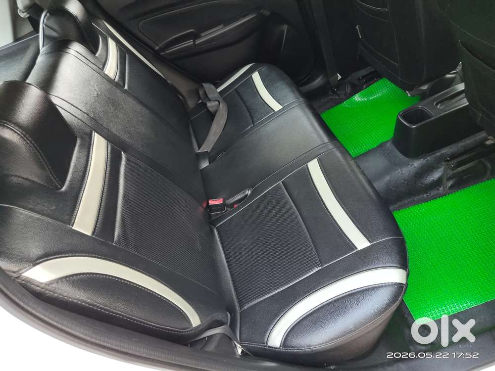 Maruti Suzuki Swift Vxi + Manual, 2022, Petrol