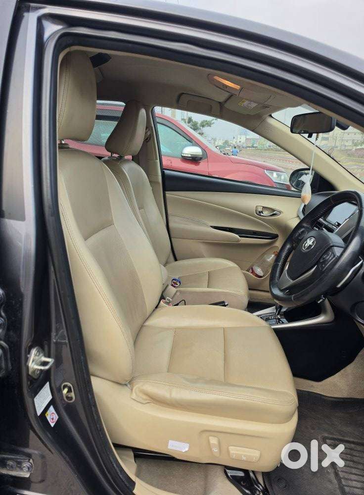 Toyota Yaris Vx Cvt, 2019, Petrol