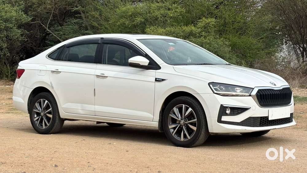 Skoda Slavia Style 1.0l Tsi Mt, 2023, Petrol