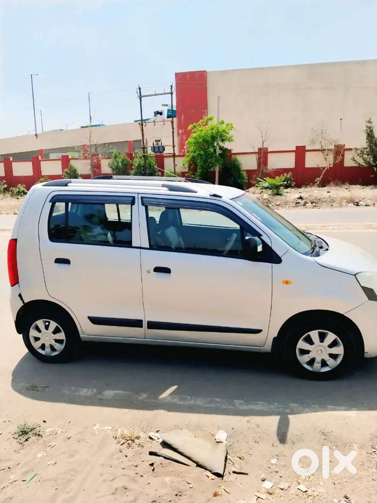 Petrol +company Fitting Cng 2016 Model