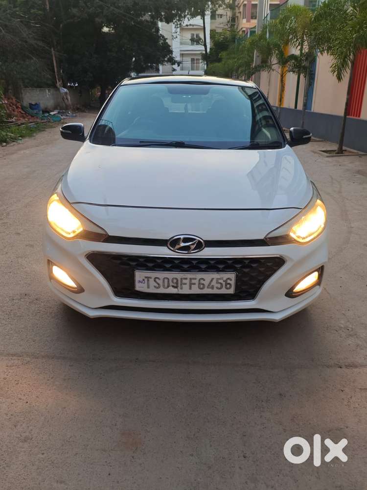 Hyundai I20 Sportz Plus Dual Tone, 2019, Petrol