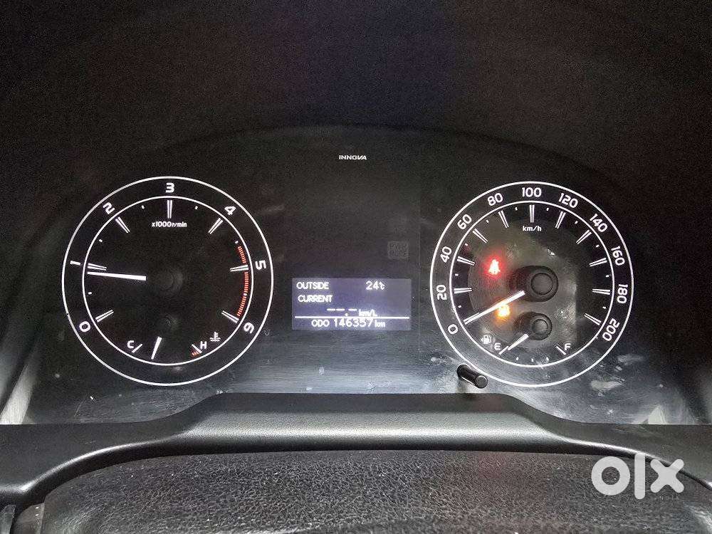 Toyota Innova Crysta 2.4 Gx Mt, 2017, Diesel
