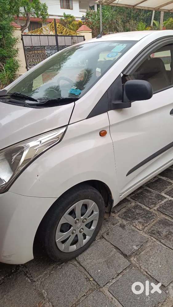 Hyundai Eon 2016 Petrol 64935 Km Driven,well Maintained.